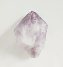 Load image into Gallery viewer, Amethyst point