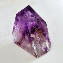Load image into Gallery viewer, Amethyst geometric freeform