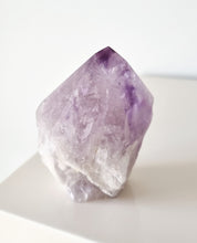 Load image into Gallery viewer, Amethyst point
