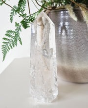 Load image into Gallery viewer, Clear Quartz generator