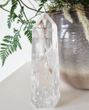 Load image into Gallery viewer, Clear Quartz generator