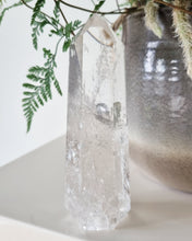 Load image into Gallery viewer, Clear Quartz generator