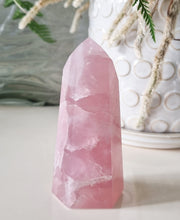 Load image into Gallery viewer, Rose Quartz A-Grade generator