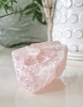 Load image into Gallery viewer, Rose Quartz roughs