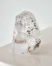 Load image into Gallery viewer, Quartz with Lodolite and Rutile inclusions
