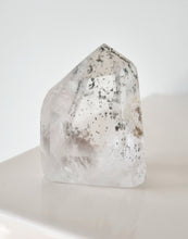 Load image into Gallery viewer, Quartz with Lodolite and Rutile inclusions