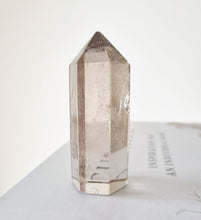 Load image into Gallery viewer, Smokey Quartz generator