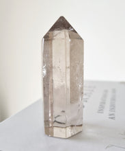 Load image into Gallery viewer, Smokey Quartz generator