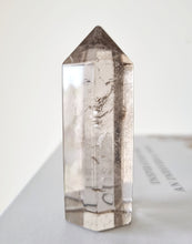 Load image into Gallery viewer, Smokey Quartz generator