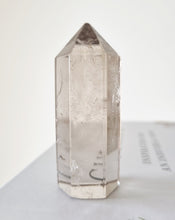 Load image into Gallery viewer, Smokey Quartz generator
