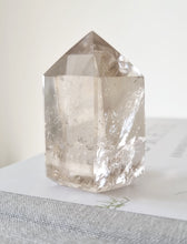 Load image into Gallery viewer, Smokey Quartz A-grade generator