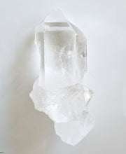 Load image into Gallery viewer, Clear Quartz cluster/point