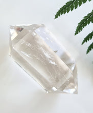 Load image into Gallery viewer, Clear Quartz double terminated point