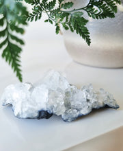 Load image into Gallery viewer, Diamond Apophyllite & Stilbite cluster