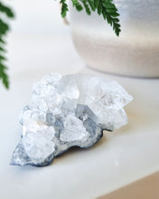 Load image into Gallery viewer, Diamond Apophyllite & Stilbite cluster