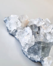 Load image into Gallery viewer, Diamond Apophyllite & Stilbite cluster
