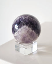 Load image into Gallery viewer, Chevron Amethyst sphere