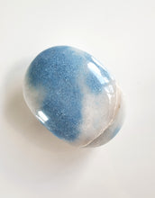 Load image into Gallery viewer, Trolleite palmstone