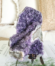 Load image into Gallery viewer, 2.3kg Amethyst standing cluster