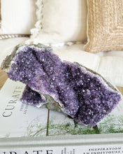 Load image into Gallery viewer, 2.3kg Amethyst standing cluster