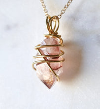 Load image into Gallery viewer, Red Phantom Quartz pendant