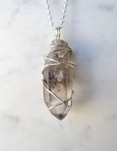 Load image into Gallery viewer, Inclusions Quartz pendant