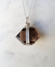 Load image into Gallery viewer, Smokey Quartz pendant