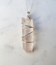 Load image into Gallery viewer, Hematite Quartz pendant