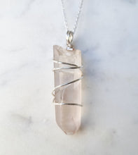 Load image into Gallery viewer, Hematite Quartz pendant