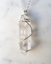 Load image into Gallery viewer, Lemurian Quartz pendant