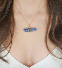 Load image into Gallery viewer, Kyanite pendant
