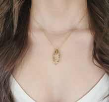 Load image into Gallery viewer, Pink Lemurian Quartz pendant