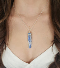 Load image into Gallery viewer, Kyanite pendant