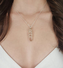 Load image into Gallery viewer, Hematite Quartz pendant