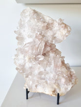 Load image into Gallery viewer, 1.4kg Pink Himalayan Quartz cluster
