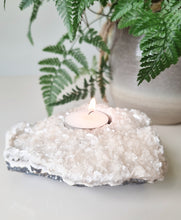Load image into Gallery viewer, Heulandite candle holder
