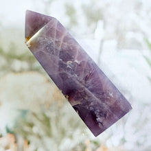 Load image into Gallery viewer, Purple Chalcedony tower
