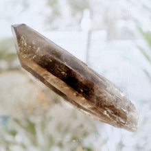 Load image into Gallery viewer, Smokey Quartz A-Grade point
