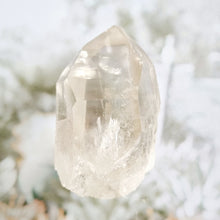 Load image into Gallery viewer, Smokey Quartz A-Grade point
