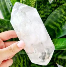 Load image into Gallery viewer, Clear Quartz natural double terminated point
