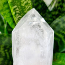 Load image into Gallery viewer, Clear Quartz natural double terminated point
