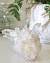 Load image into Gallery viewer, Clear Quartz cluster A-grade
