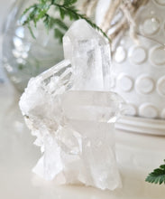 Load image into Gallery viewer, Clear Quartz A-grade cluster
