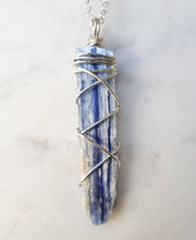 Load image into Gallery viewer, Kyanite pendant
