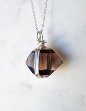 Load image into Gallery viewer, Smokey Quartz pendant

