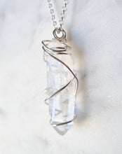 Load image into Gallery viewer, Lemurian Quartz pendant
