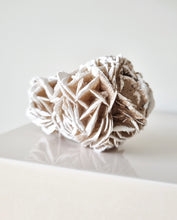 Load image into Gallery viewer, Desert Rose cluster
