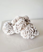 Load image into Gallery viewer, Desert Rose cluster
