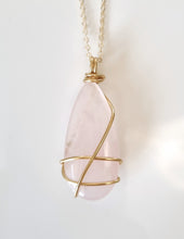 Load image into Gallery viewer, Rose Quartz pendant
