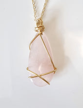 Load image into Gallery viewer, Rose Quartz pendant
